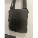 Sacoche plate en cuir noir "David William"