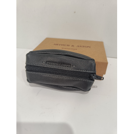 Porte monnaie en cuir noir  "Arthur et Aston"