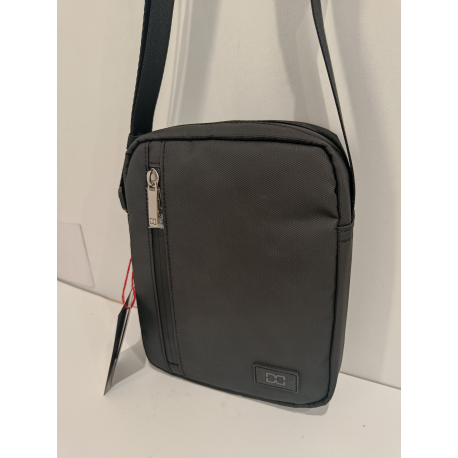 Sacoche plate en synthétique noir "David William"