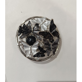 Broche aimantée