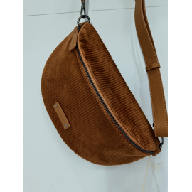 Grand sac banane en synthétique ,velours camel "Francinel"