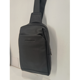 Holster en cuir noir  " Arthur et Aston"