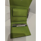 Porte monnaie plat en cuir vert anis  "Adapell"